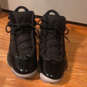 Jordan black concords size 8.5